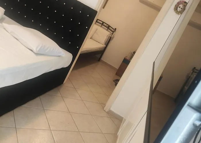 Paradise מונמבאסיה